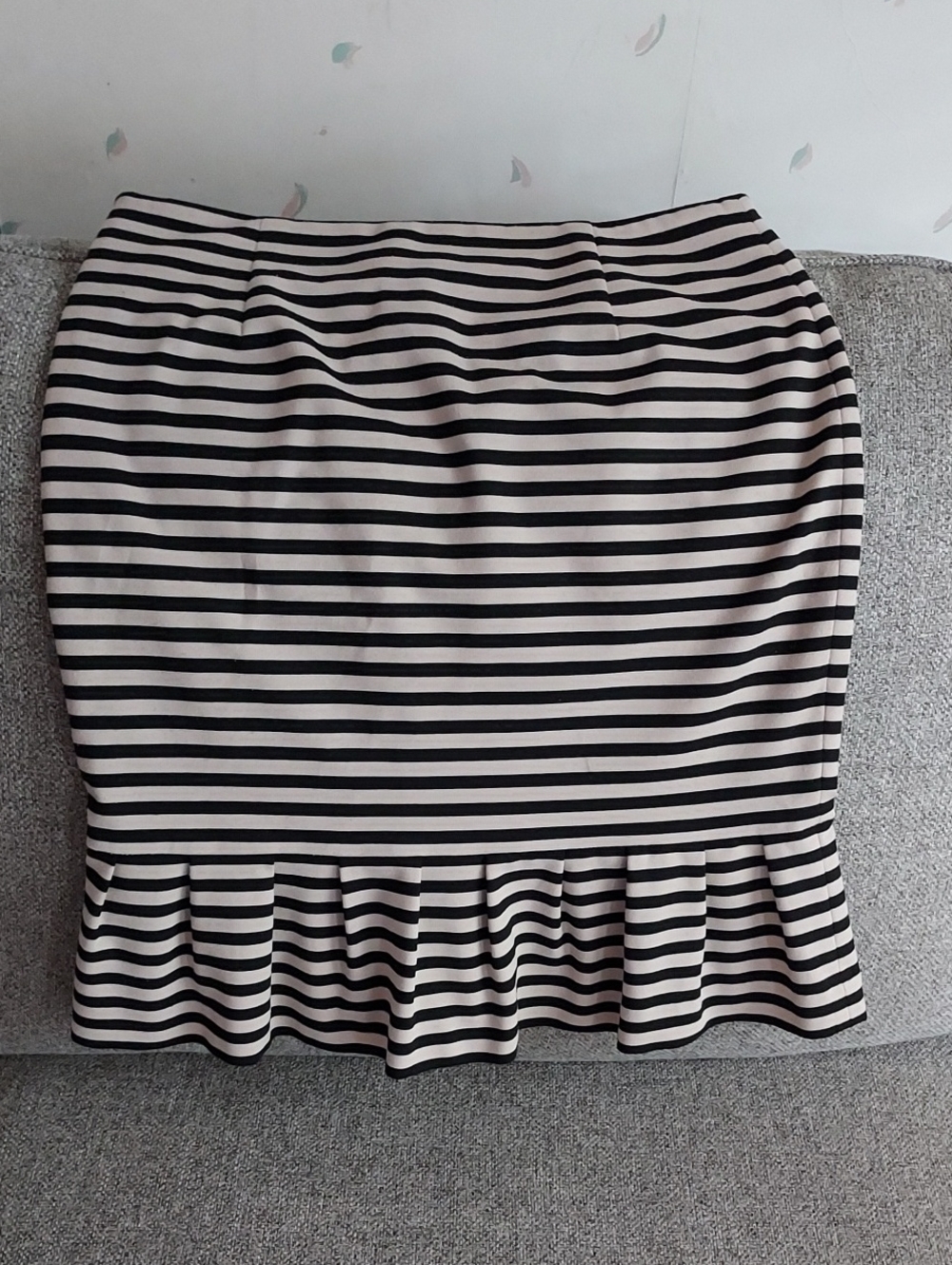 Black and Beige Striped Ruffle Hem Pencil Skirt